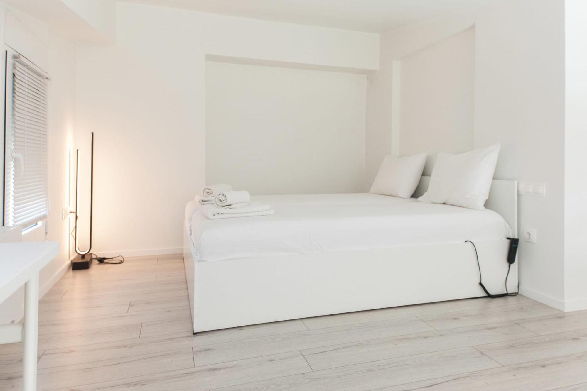 Marousi 2 Bd Modern Luxury Living With Shared Pool Apartment Athens
