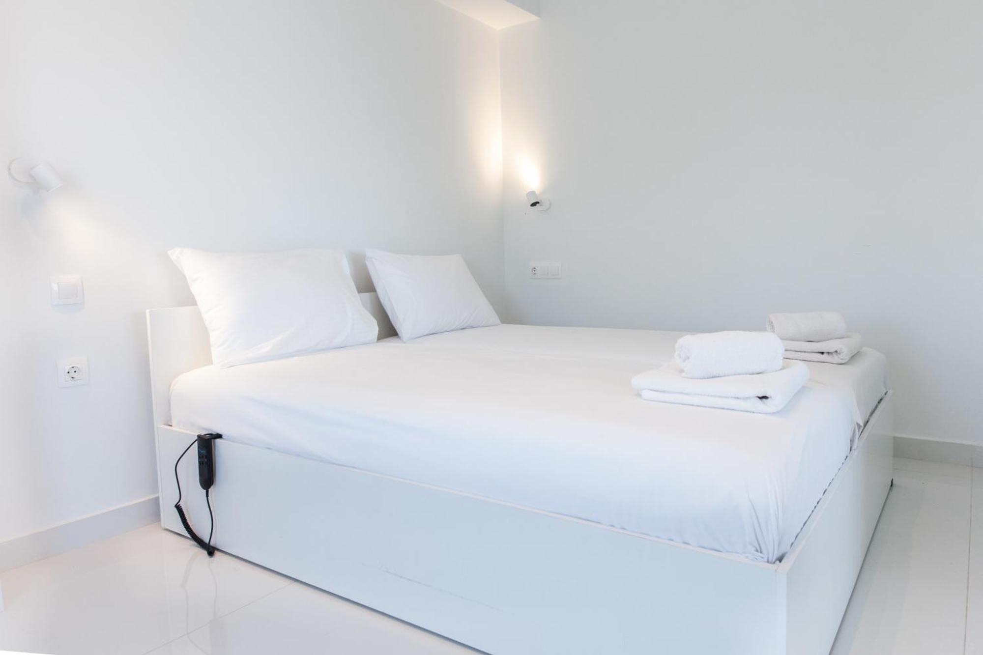 Marousi 2 Bd Modern Luxury Living With Shared Pool Athens