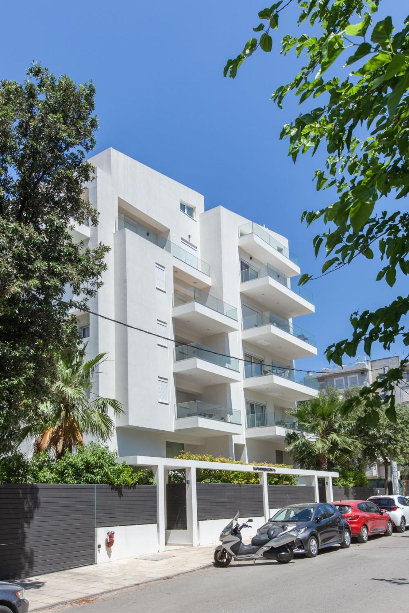 Apartment Marousi 2 Bd Modern Luxury Living With Shared Pool *